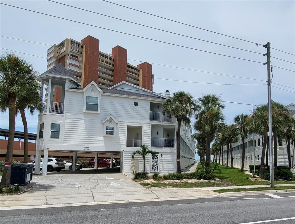 17960 GULF BOULEVARD # 101, REDINGTON SHORES, FL 33708