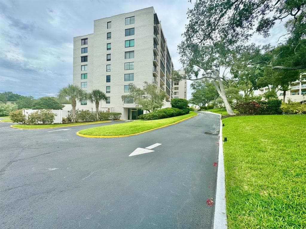 220 BELLEVIEW BOULEVARD # 311, CLEARWATER, FL 33756 — zdjęcie 2