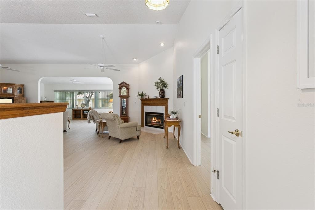 5811 PRINCESS CAROLINE PLACE, LEESBURG, FL 34748 — zdjęcie 5