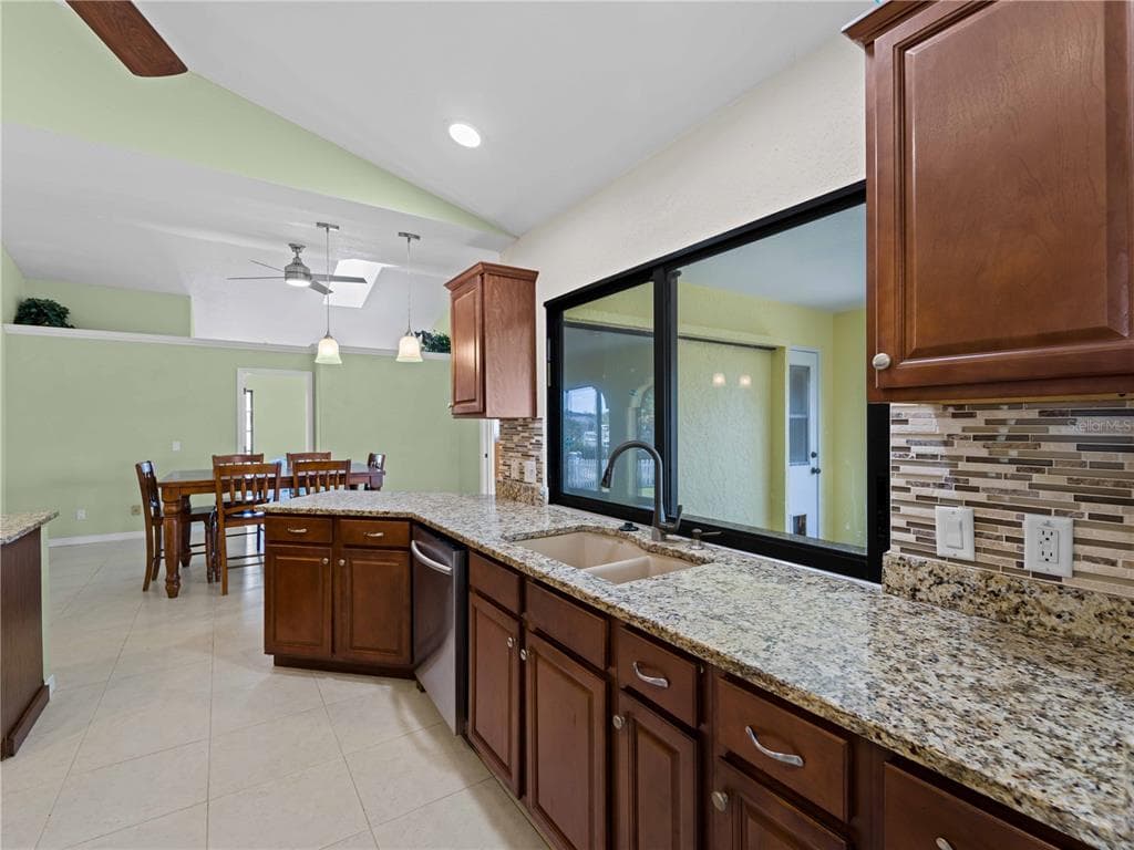 3370 DOVER DRIVE, PUNTA GORDA, FL 33983 — zdjęcie 5
