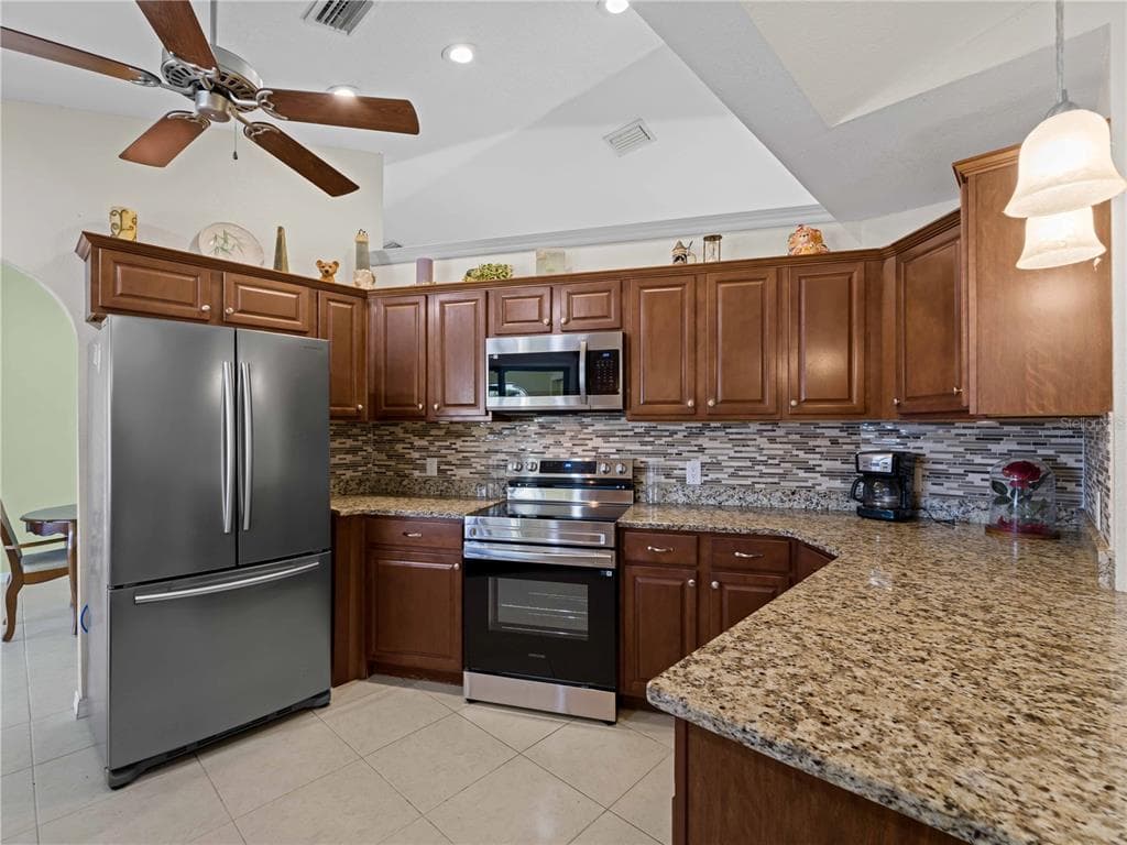 3370 DOVER DRIVE, PUNTA GORDA, FL 33983 — zdjęcie 4