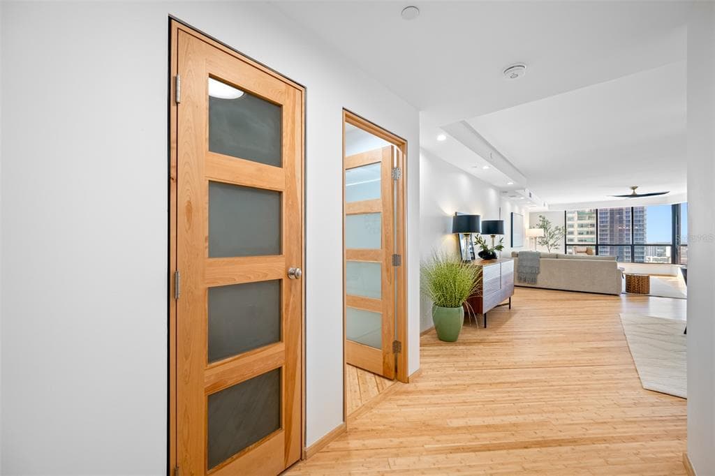 1 BEACH DRIVE SE # 2211, ST PETERSBURG, FL 33701 — zdjęcie 2