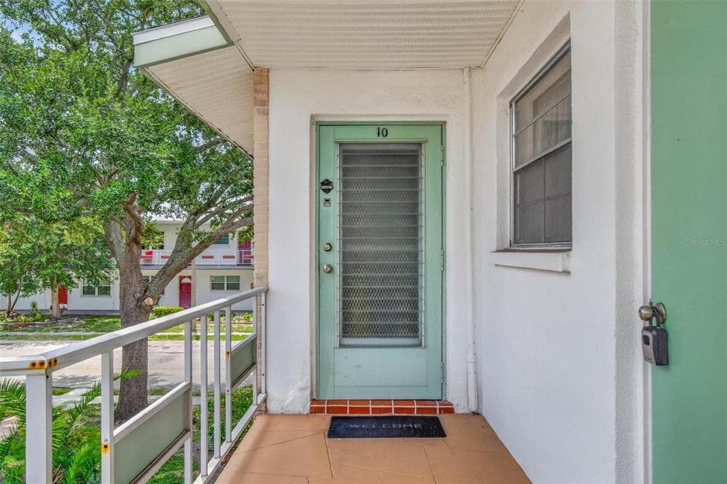 5955 18TH STREET N # 10, ST PETERSBURG, FL 33714 — zdjęcie 2