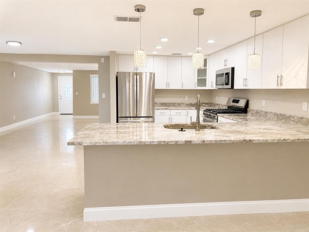 5419 DENVER STREET NE, ST PETERSBURG, FL 33703 — zdjęcie 5