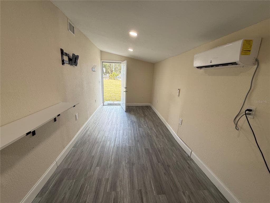 5620 1ST STREET # rear, ZEPHYRHILLS, FL 33542 — zdjęcie 5