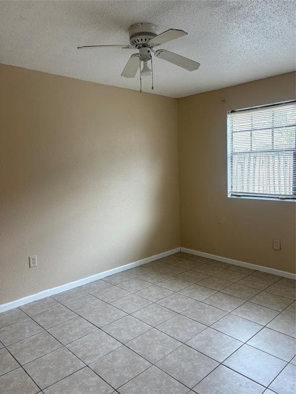 203 POINSETTIA PINE COURT # 102, TAMPA, FL 33612 — zdjęcie 4
