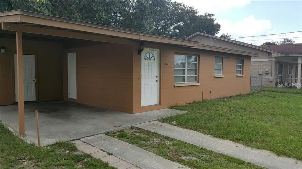 5011 S 85TH STREET, TAMPA, FL 33619