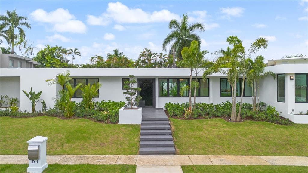 D-1 SUN VALLEY, GUAYNABO, PR 00966