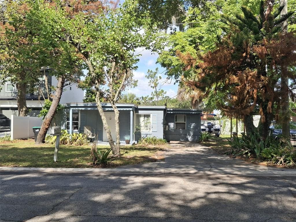 884 E MICHIGAN STREET, ORLANDO, FL 32806
