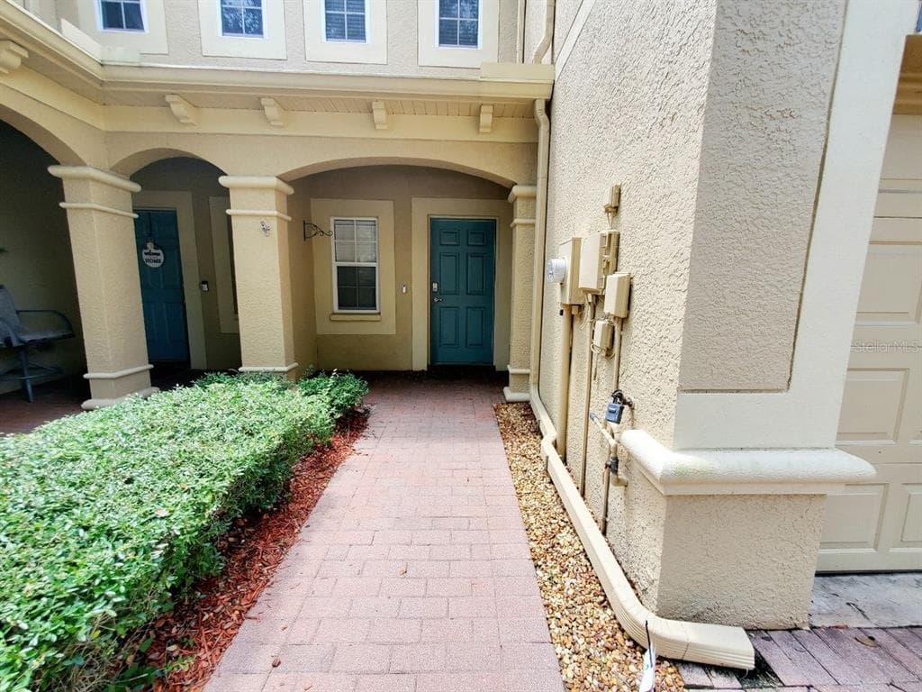 17532 HUGH LANE, LAND O LAKES, FL 34638 — zdjęcie 2