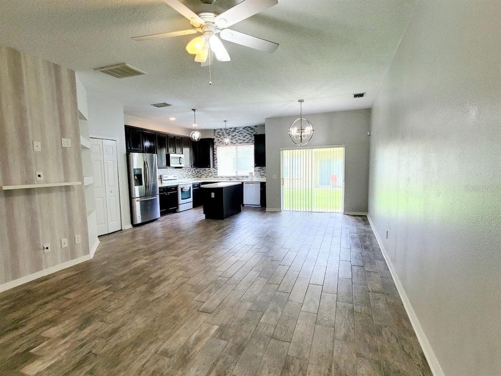 17532 HUGH LANE, LAND O LAKES, FL 34638 — zdjęcie 4