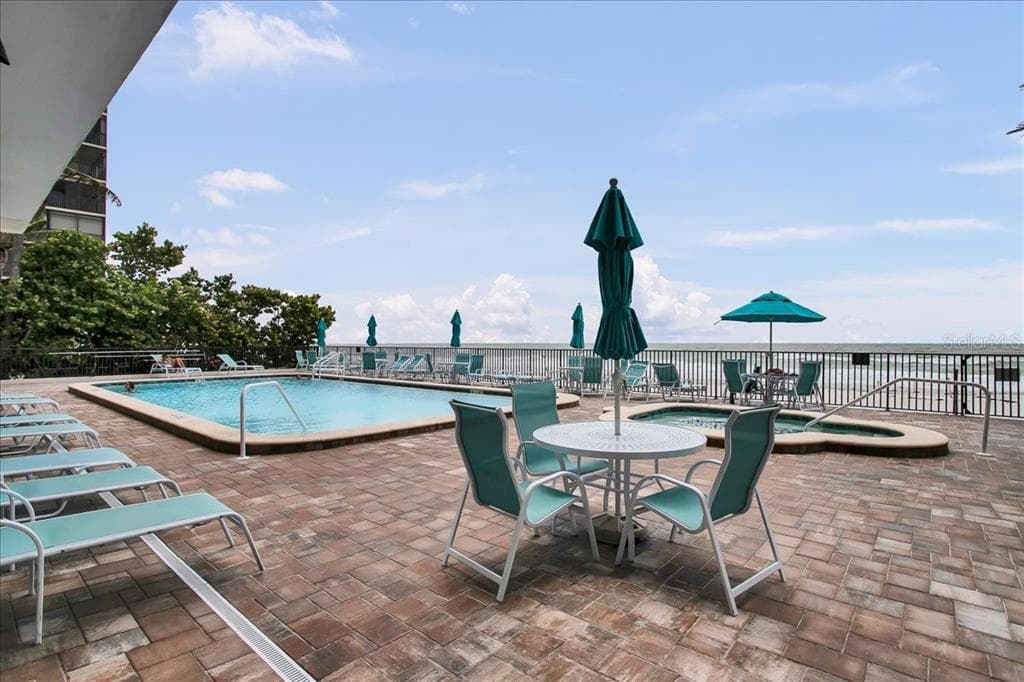 15462 GULF BOULEVARD # 903, MADEIRA BEACH, FL 33708 — zdjęcie 3
