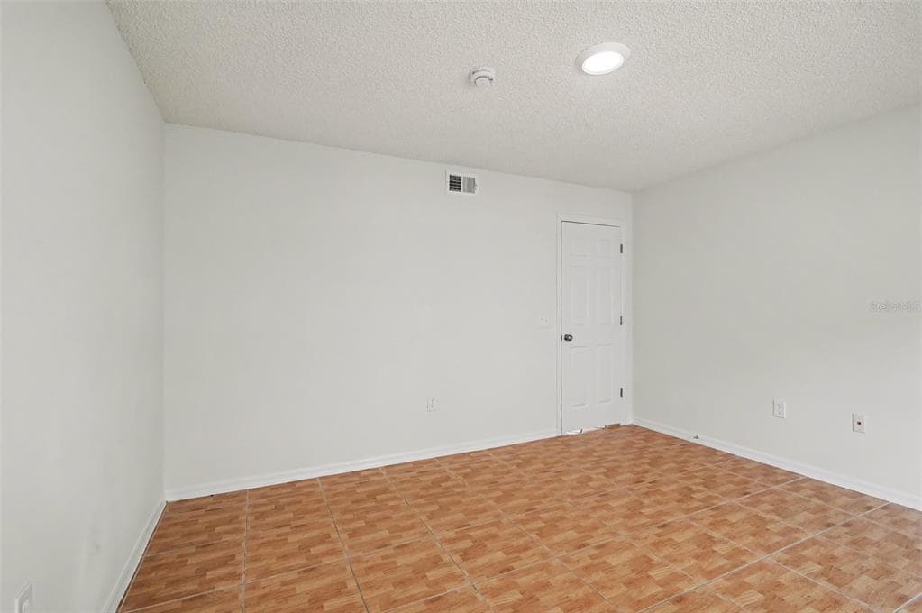 1093 AMANDA KAY CIRCLE, SANFORD, FL 32771 — zdjęcie 2