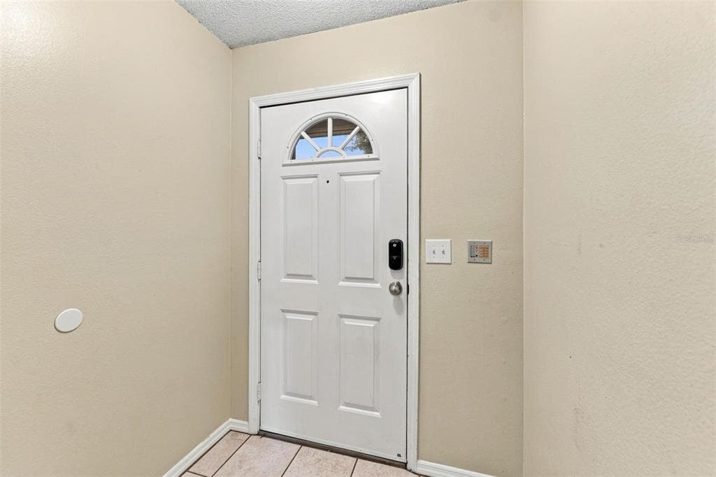 2350 FLETCHERS POINT CIRCLE, TAMPA, FL 33613 — zdjęcie 5