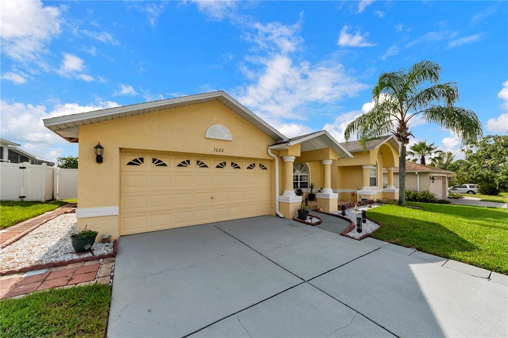 1622 CRAZY HORSE DR, LUTZ, FL 33548 — zdjęcie 2