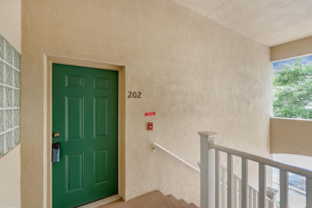 6014 PORTSDALE PLACE # 202, RIVERVIEW, FL 33578 — zdjęcie 2