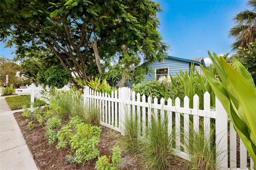 2070 HYDE PARK STREET, SARASOTA, FL 34239 — zdjęcie 5