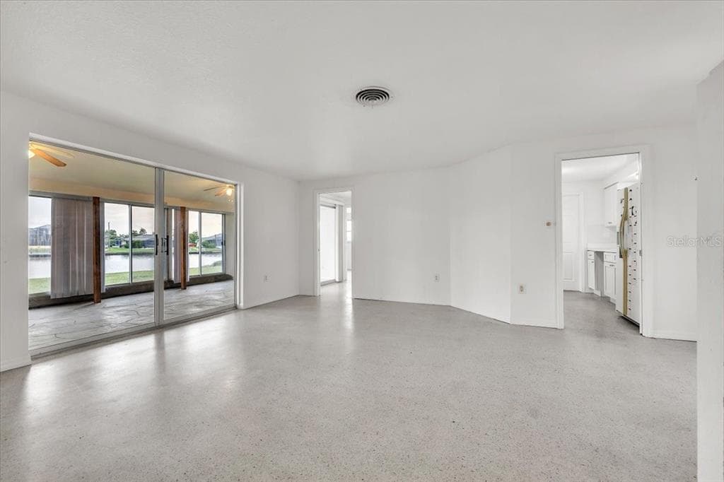 3395 PINETREE STREET, PORT CHARLOTTE, FL 33952 — zdjęcie 4