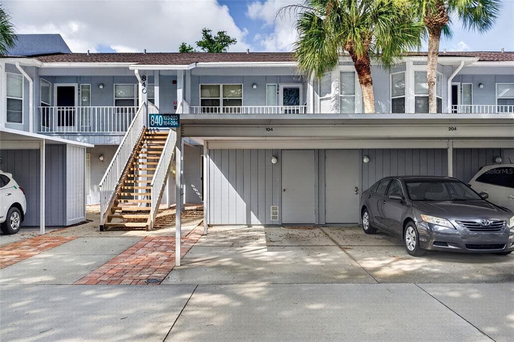 840 BIRD BAY DRIVE W # 104, VENICE, FL 34285