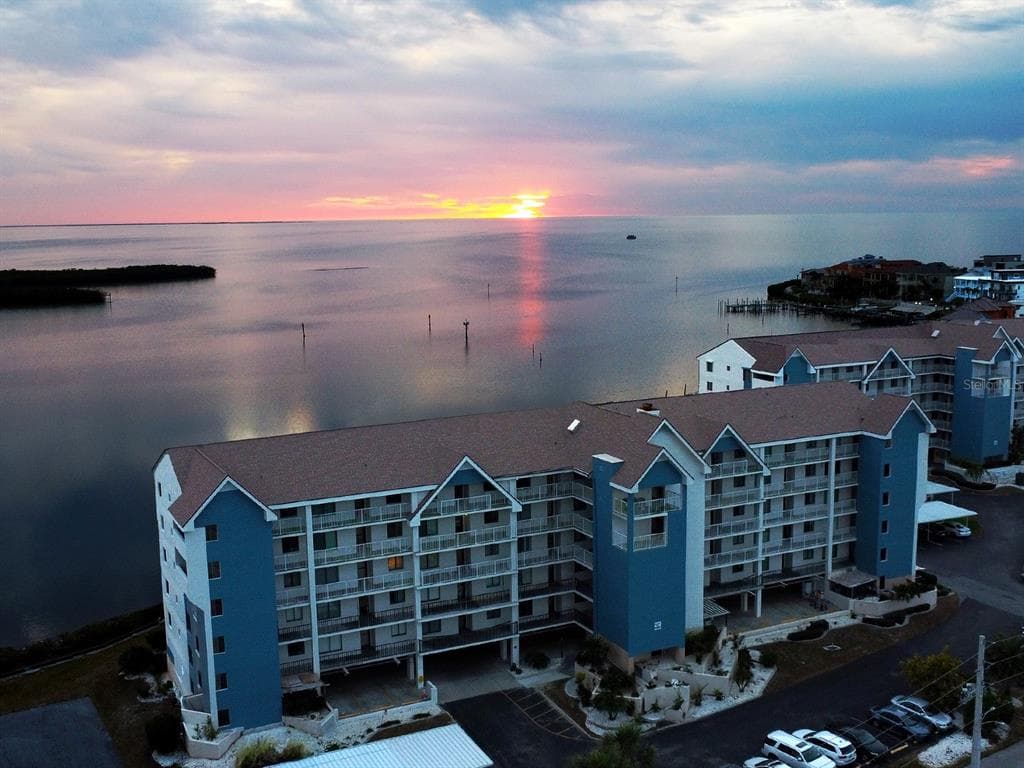4620 BAY BOULEVARD # 1112, PORT RICHEY, FL 34668