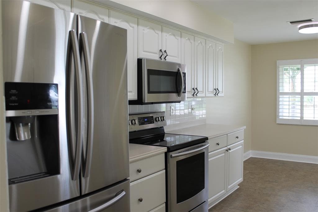 9045 40TH STREET N, PINELLAS PARK, FL 33782 — zdjęcie 5