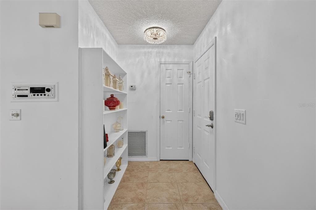 954 AVALON AVENUE, LADY LAKE, FL 32159 — zdjęcie 4