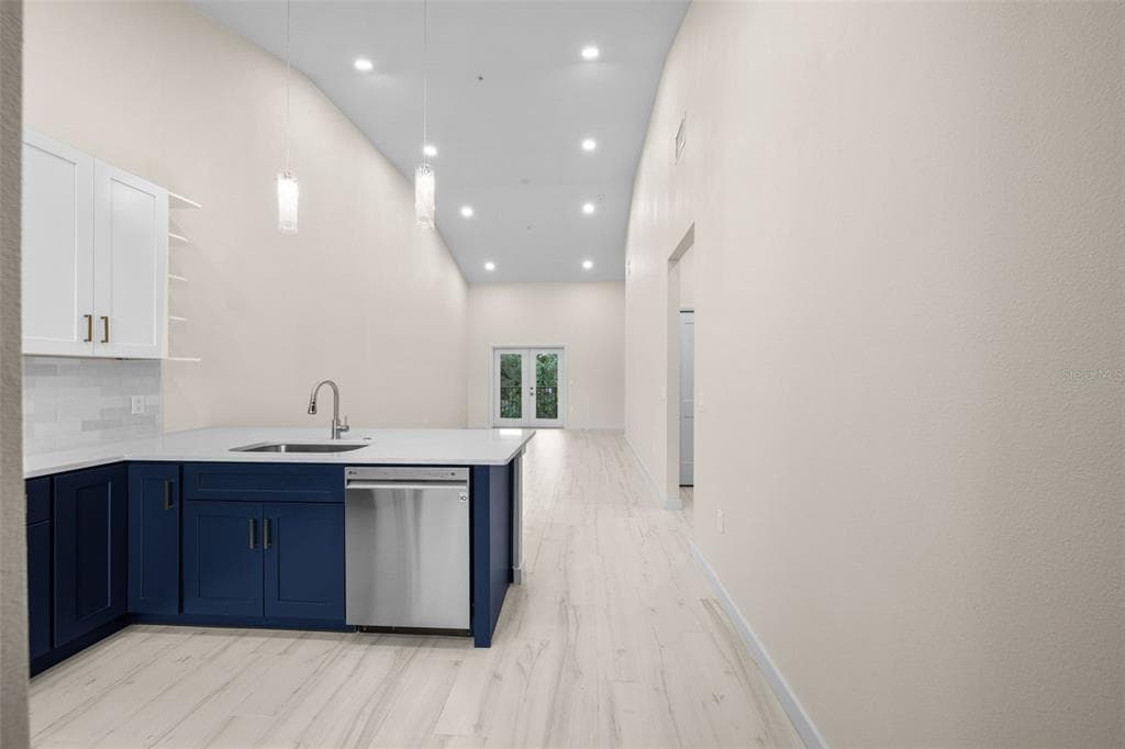 3890 34TH AVENUE S # 203, ST PETERSBURG, FL 33711 — zdjęcie 3