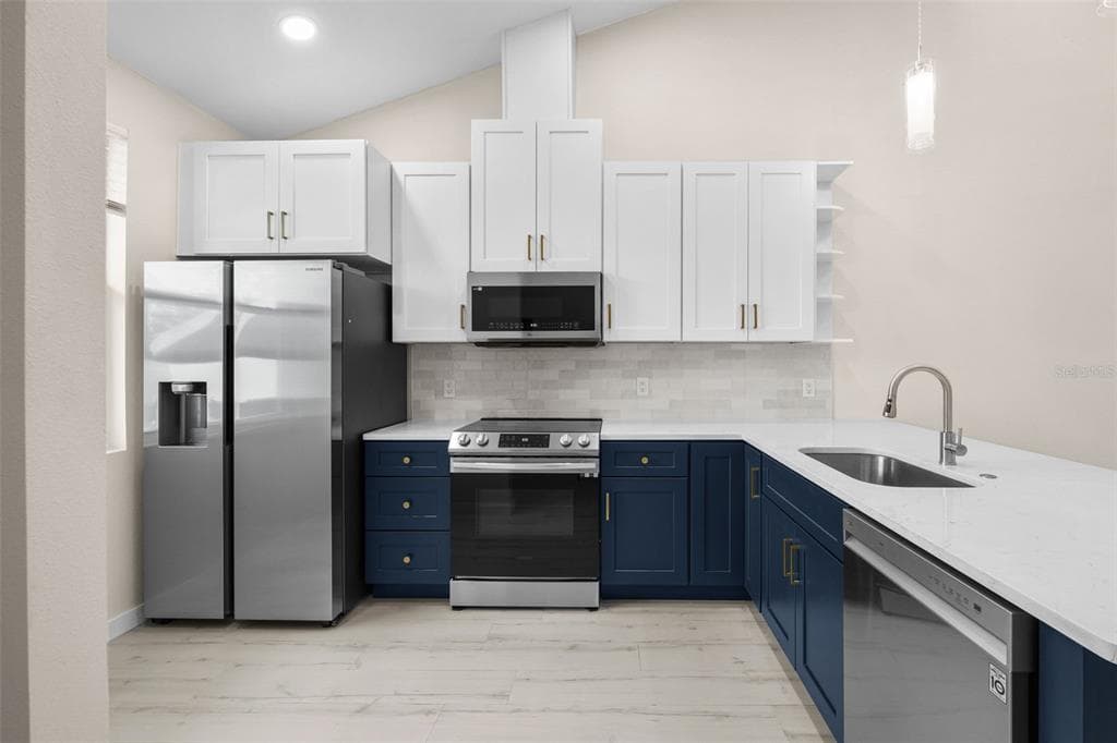 3890 34TH AVENUE S # 203, ST PETERSBURG, FL 33711 — zdjęcie 4
