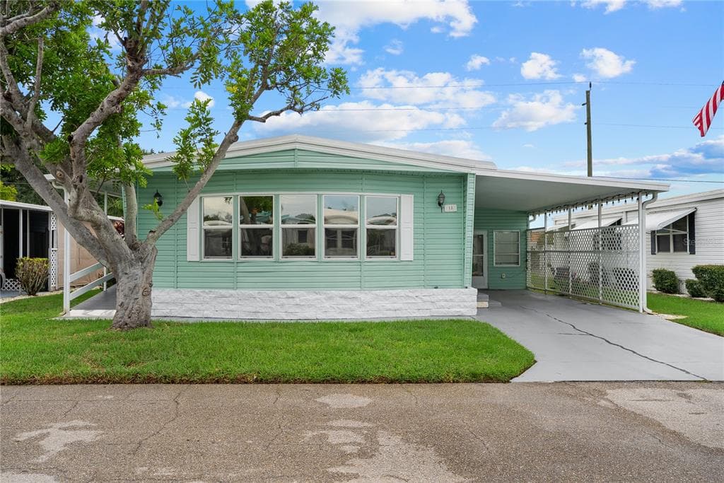 808 53RD AVENUE E # 18, BRADENTON, FL 34203