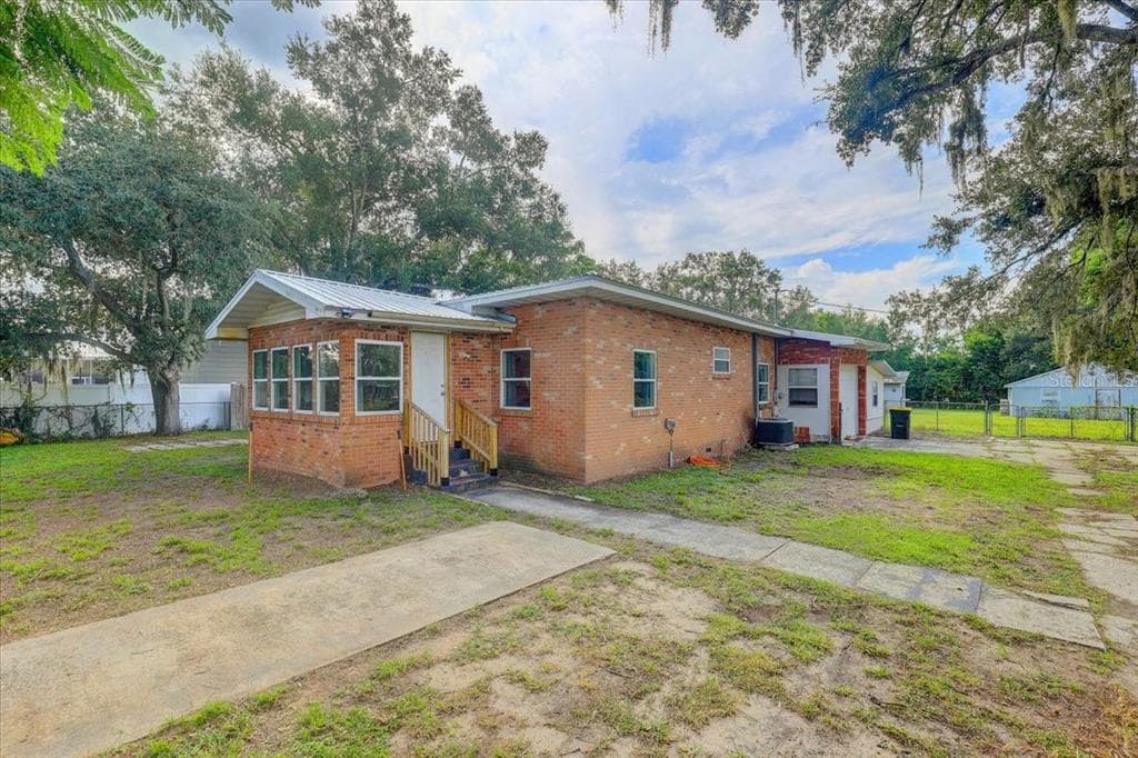 2557 K VILLE AVENUE, AUBURNDALE, FL 33823