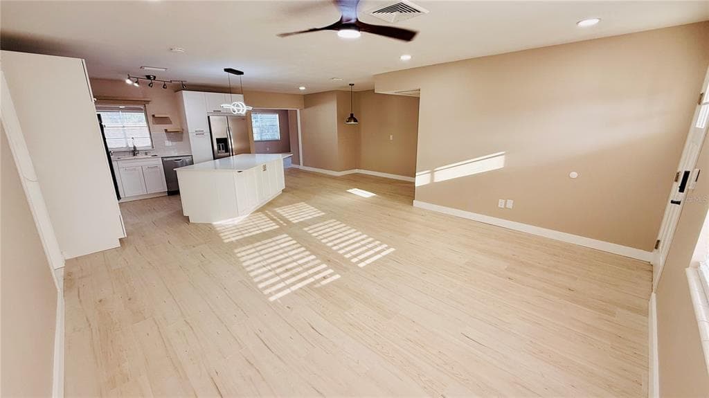 6409 ROSEWOOD DRIVE, TAMPA, FL 33615 — zdjęcie 4