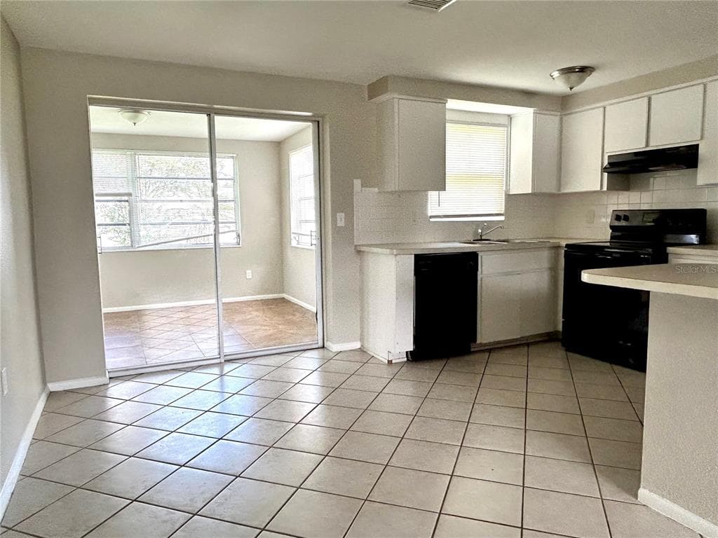 4653 DARLINGTON ROAD, HOLIDAY, FL 34690 — zdjęcie 3