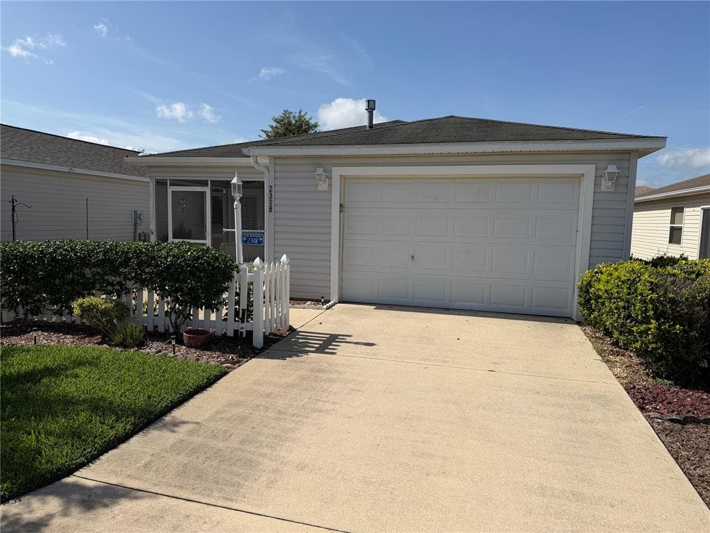 2318 OAK BEND PLACE, THE VILLAGES, FL 32162