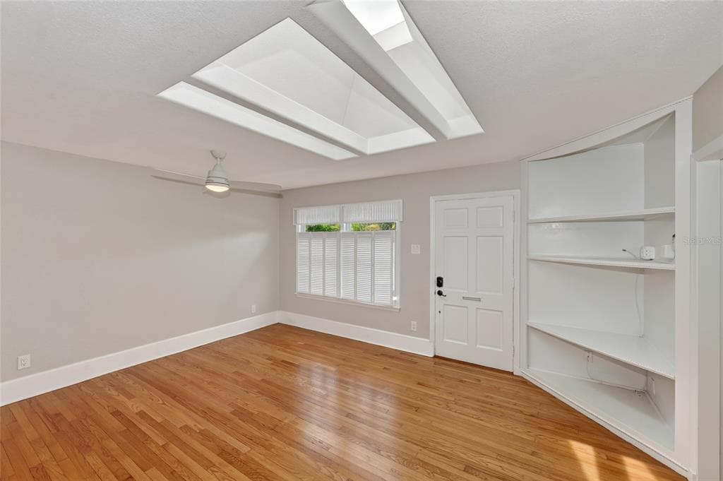 1010 VIRGINIA DRIVE, SARASOTA, FL 34234 — zdjęcie 5