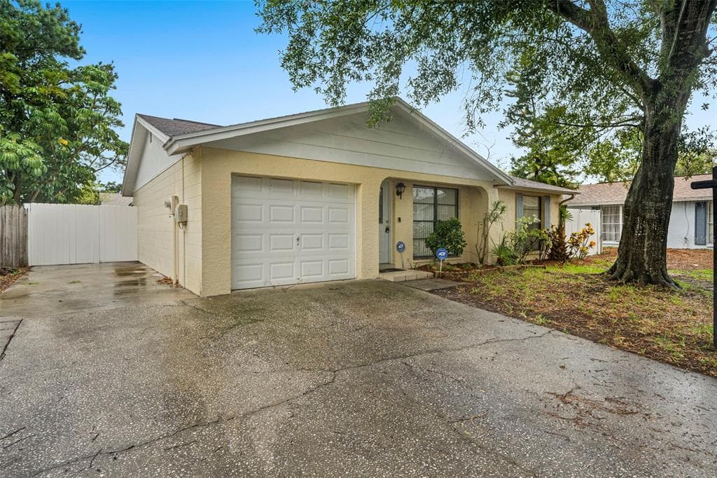 9403 AFTON COURT, TAMPA, FL 33615 — zdjęcie 2