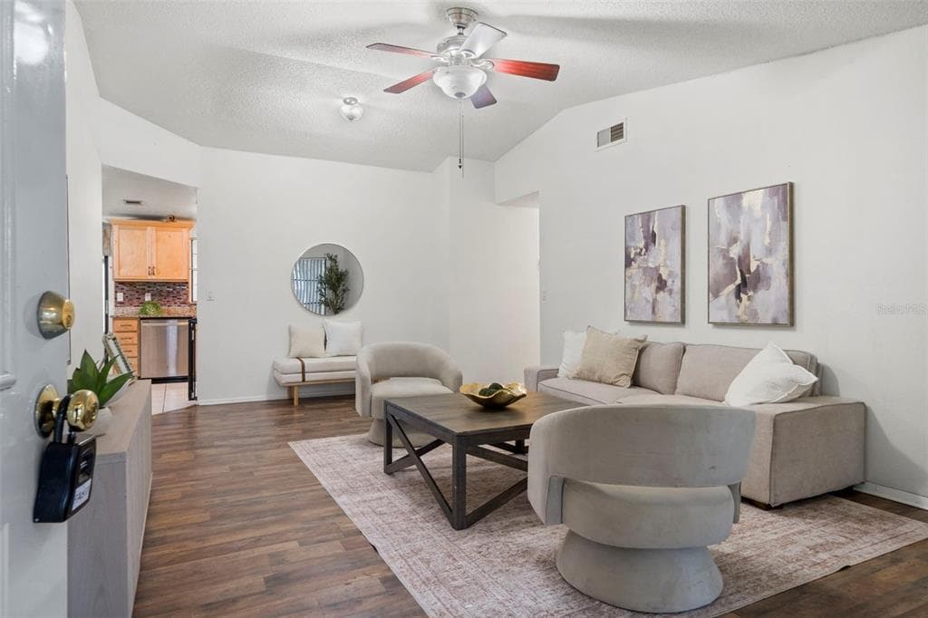 9403 AFTON COURT, TAMPA, FL 33615 — zdjęcie 5