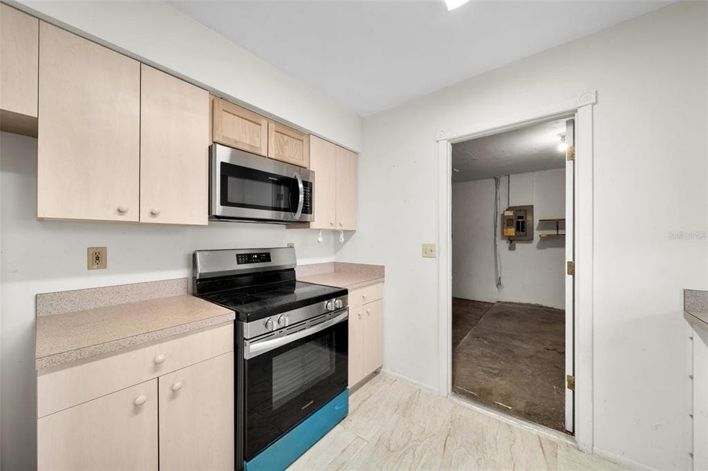 38 ABACO STREET, LEHIGH ACRES, FL 33936 — zdjęcie 5