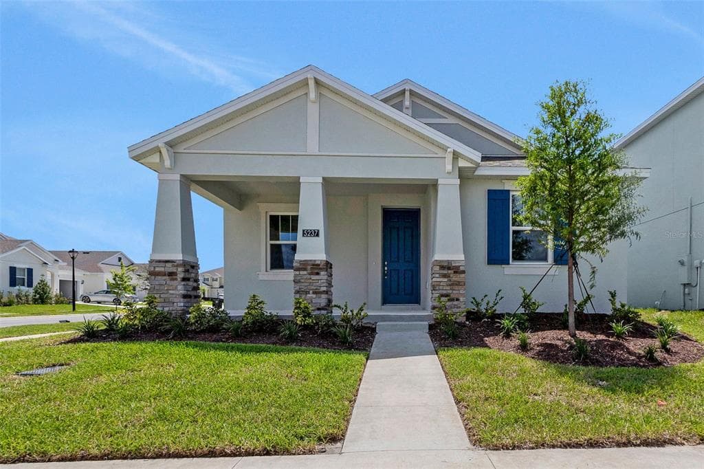 5237 WAYPOINTE BOULEVARD, APOPKA, FL 32712