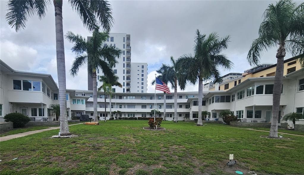 487 1ST STREET S # 205, ST PETERSBURG, FL 33701
