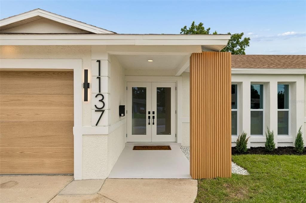 1137 54TH AVENUE S, ST PETERSBURG, FL 33705 — zdjęcie 2
