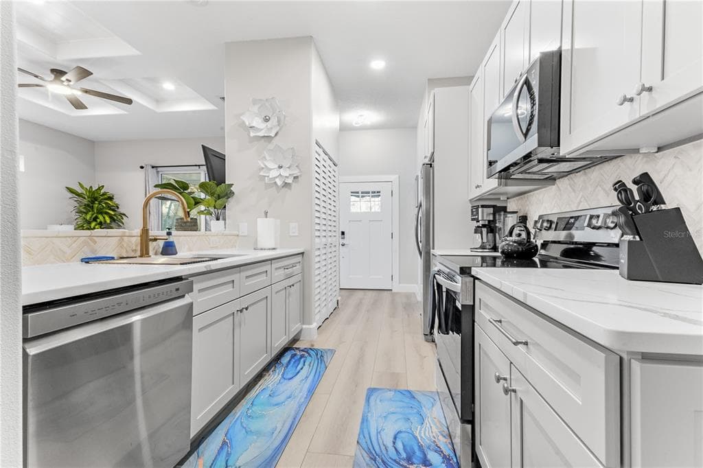 2047 ROSELAWN STREET, SARASOTA, FL 34231 — zdjęcie 3