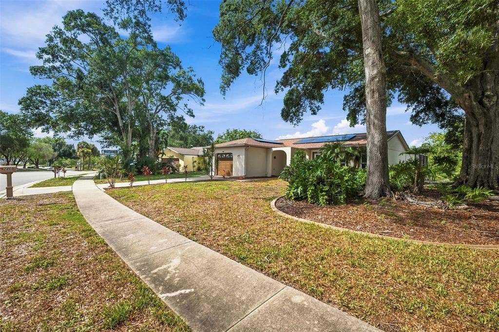 2460 BEACON GROVES BOULEVARD, PALM HARBOR, FL 34683 — zdjęcie 4
