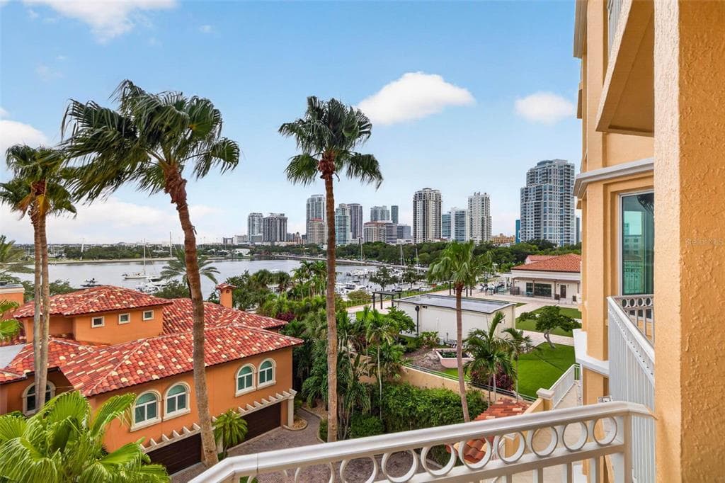 555 5TH AVENUE NE # 521, ST PETERSBURG, FL 33701 — zdjęcie 3