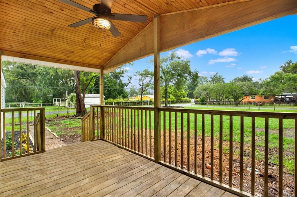 5801 MYRTLE LANE, TAMPA, FL 33625 — zdjęcie 2