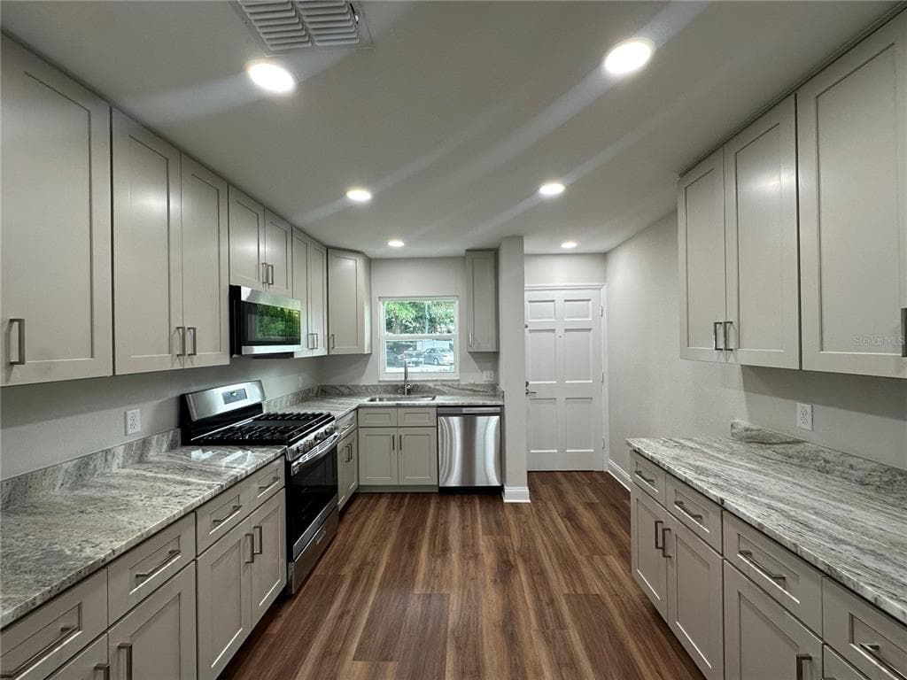 100 EL CAMINO DR # 104, WINTER HAVEN, FL 33884 — zdjęcie 5