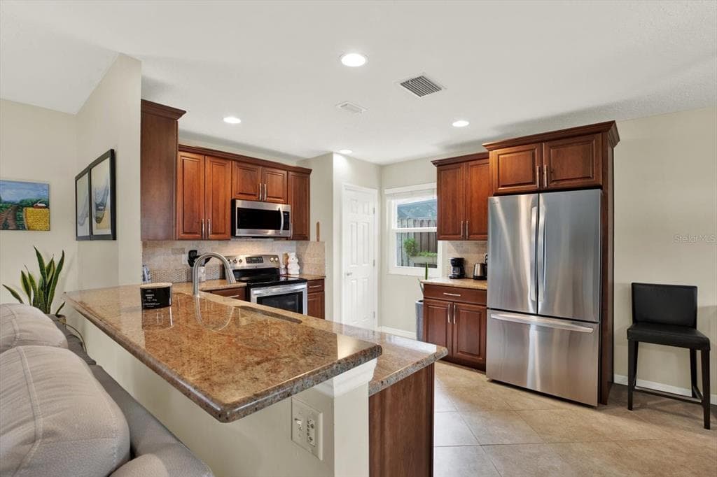 22537 NEWFIELD COURT, LAND O LAKES, FL 34639 — zdjęcie 3
