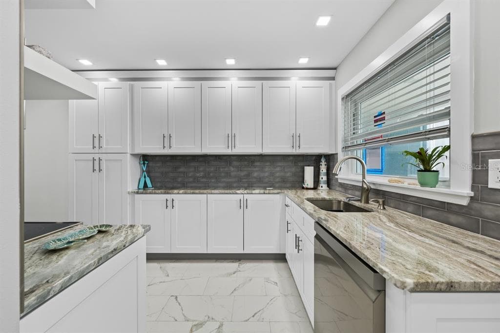 6061 2ND STREET E # 45, ST PETERSBURG, FL 33706 — zdjęcie 5