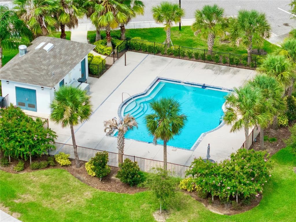 724 ROYAL EMPRESS DRIVE, RUSKIN, FL 33570 — zdjęcie 3
