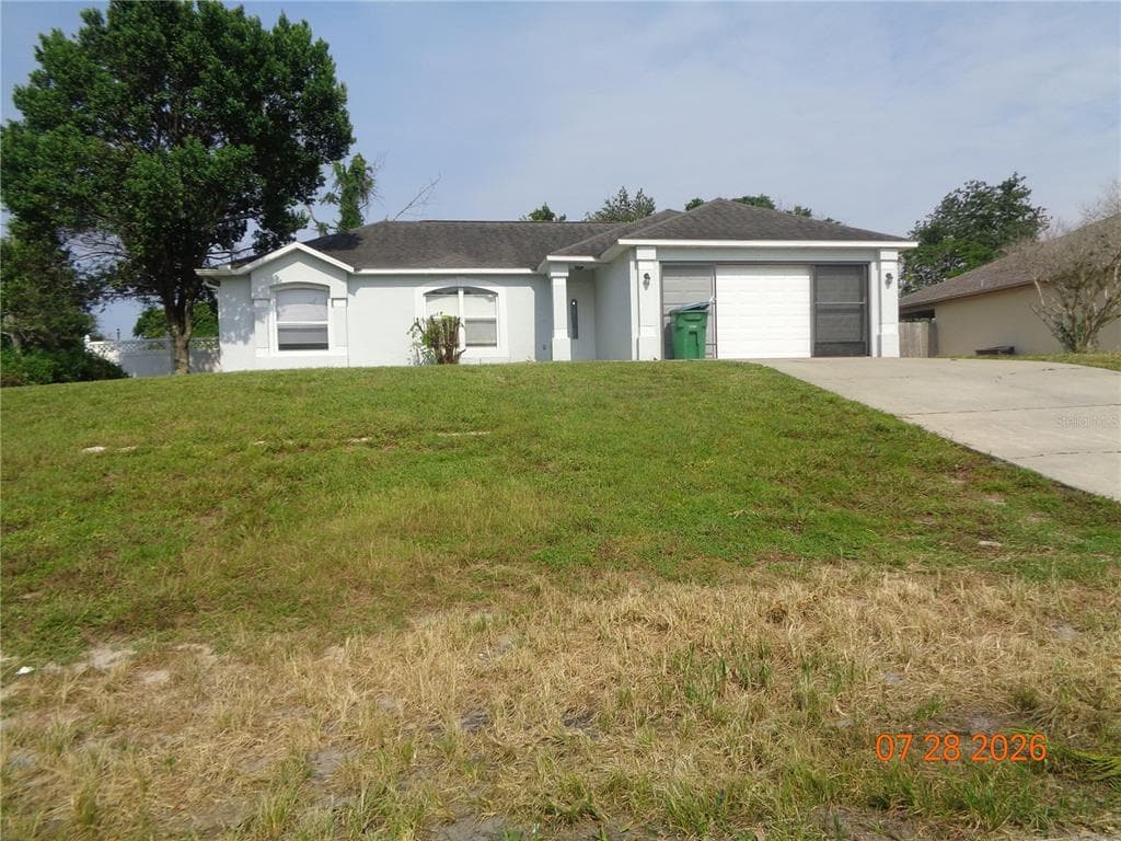 2610 GROVELAND AVENUE, DELTONA, FL 32725