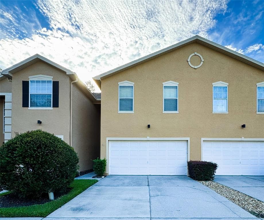16305 FAIRFORD PALMS COURT, TAMPA, FL 33647